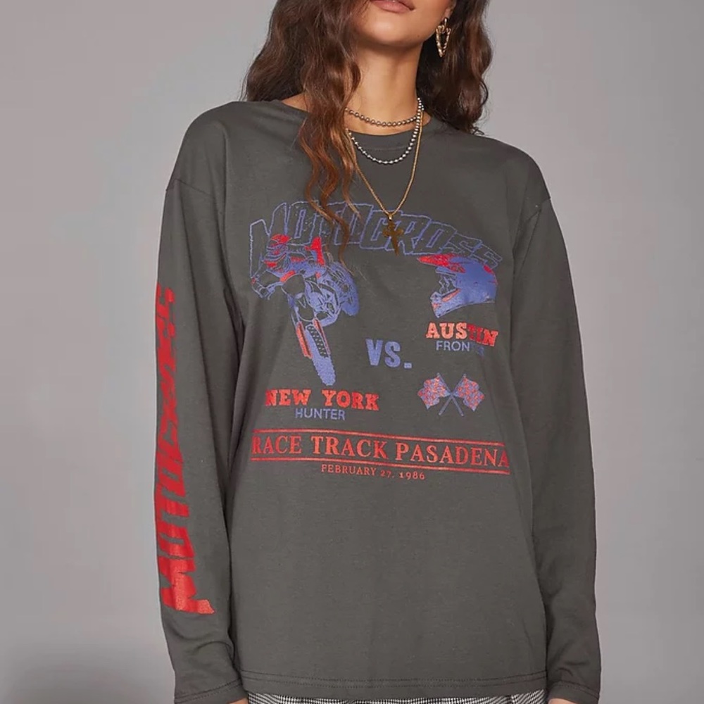 Nasty Gal Graphic Long Sleeve